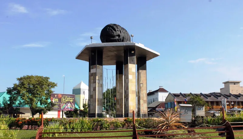 Satam Stone Monument